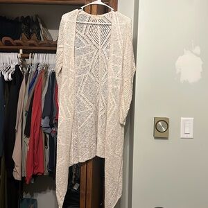 Billabong crochet sweater L